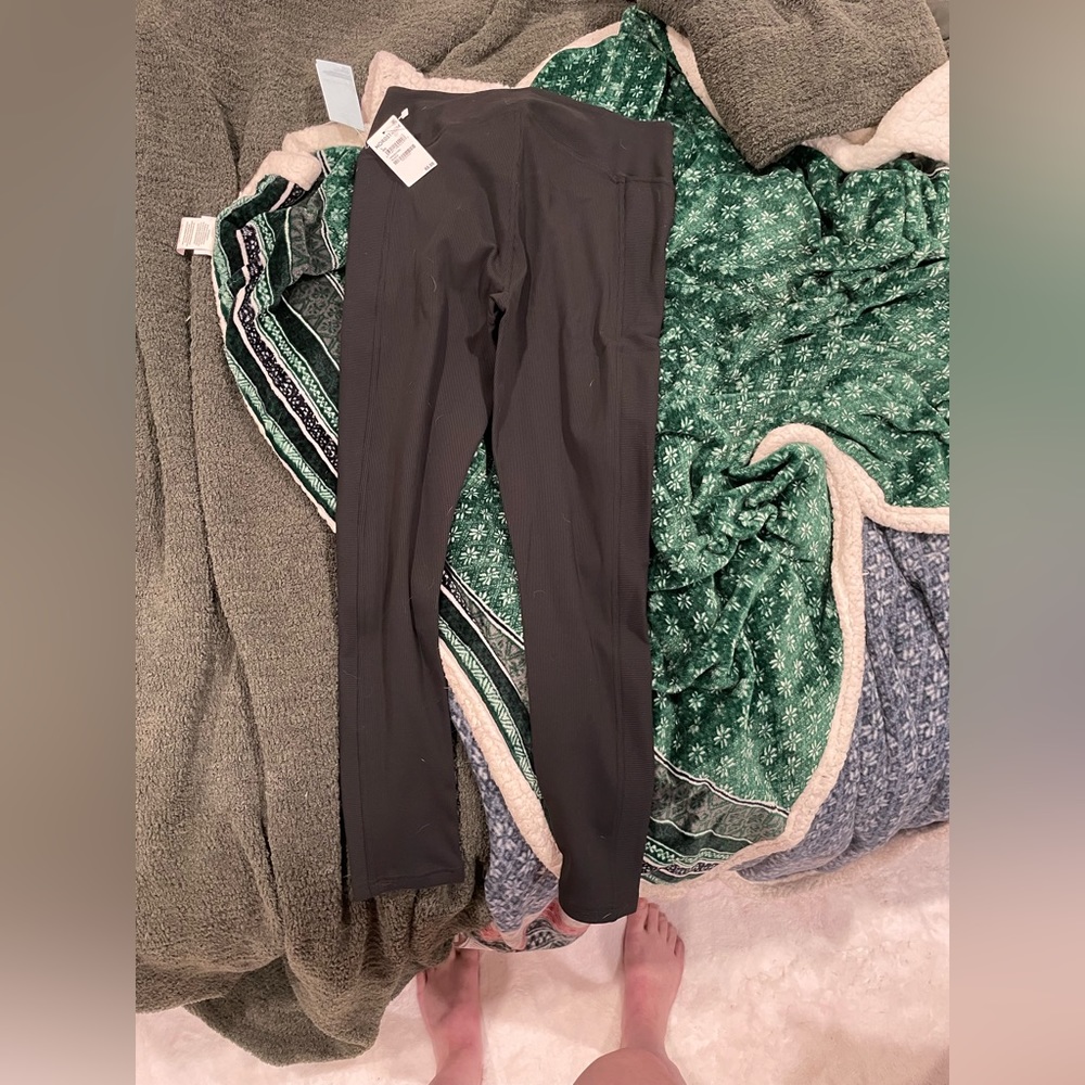 Zella live in ribbed pocket high waist leggings
